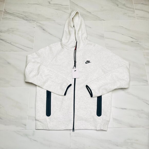 Nike Tech Fleece Windrunner 'Light Heather' Hoodie FB7921-051 Size L - Picture 1 of 4